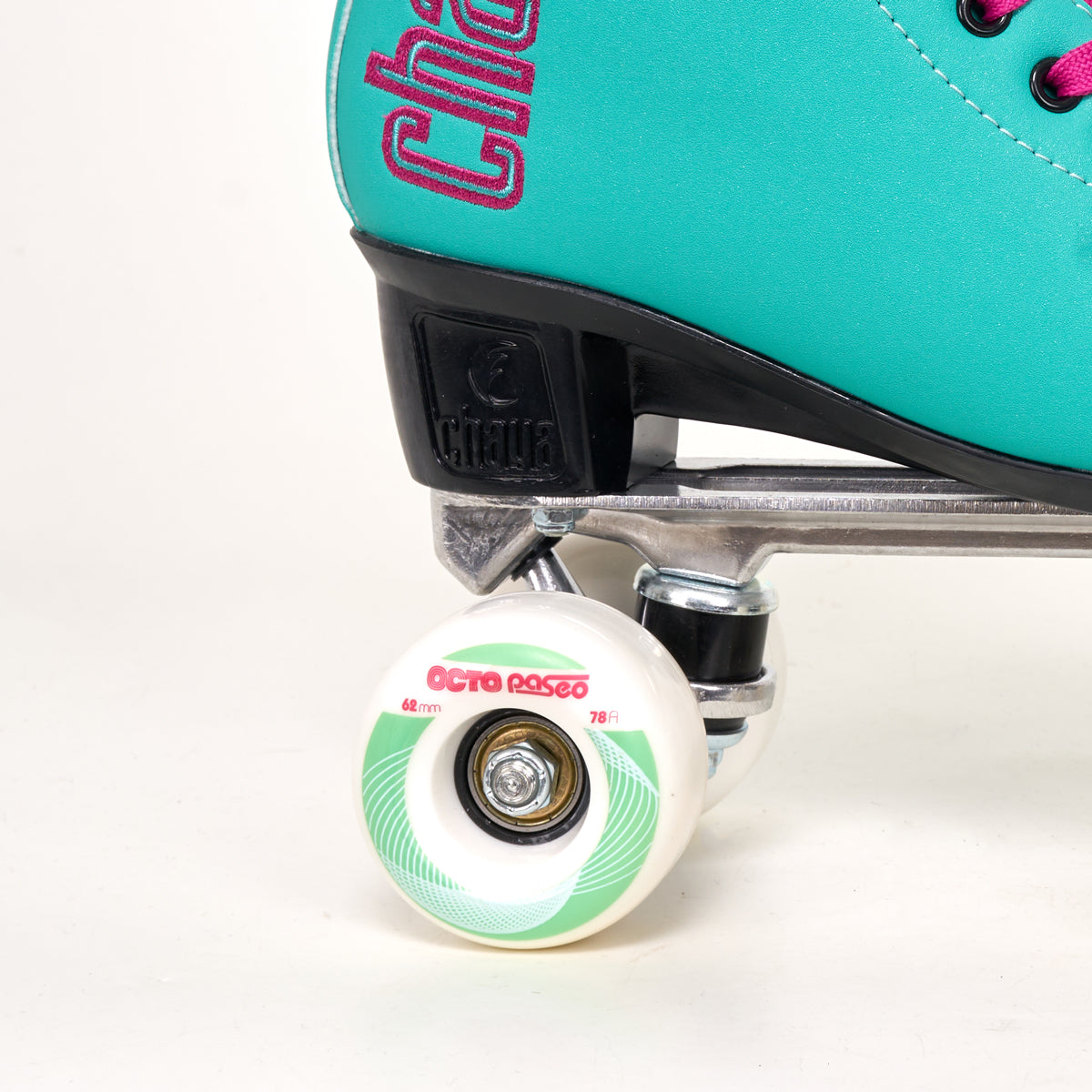 Chaya Melrose Deluxe Rollerskates - Turquoise V1