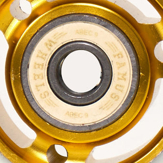 Famus Metal Core 64mm 88a White/Gold Wheels - Inc. Bearings (Singles)