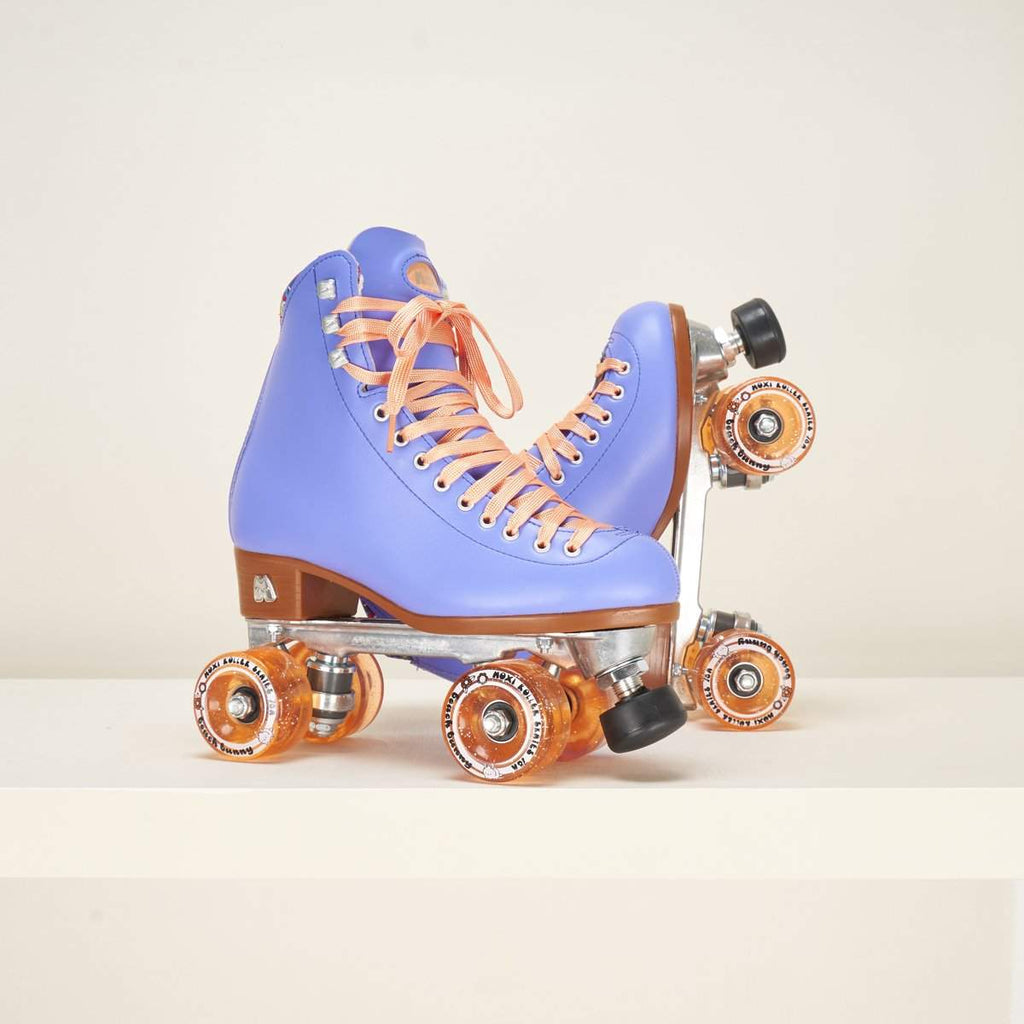 Moxi Beach Bunny Periwinkle Rollerskates– Loco Skates