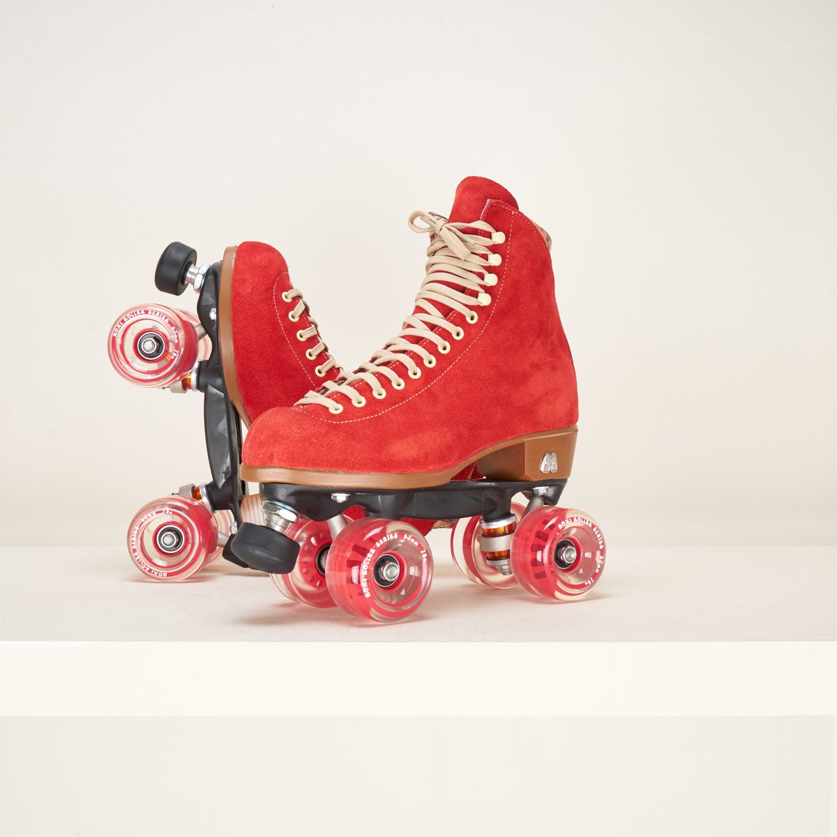 Moxi Lolly Poppy Rollerskates – Loco Skates